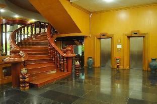 Pathumthani Place Hotel מראה חיצוני תמונה